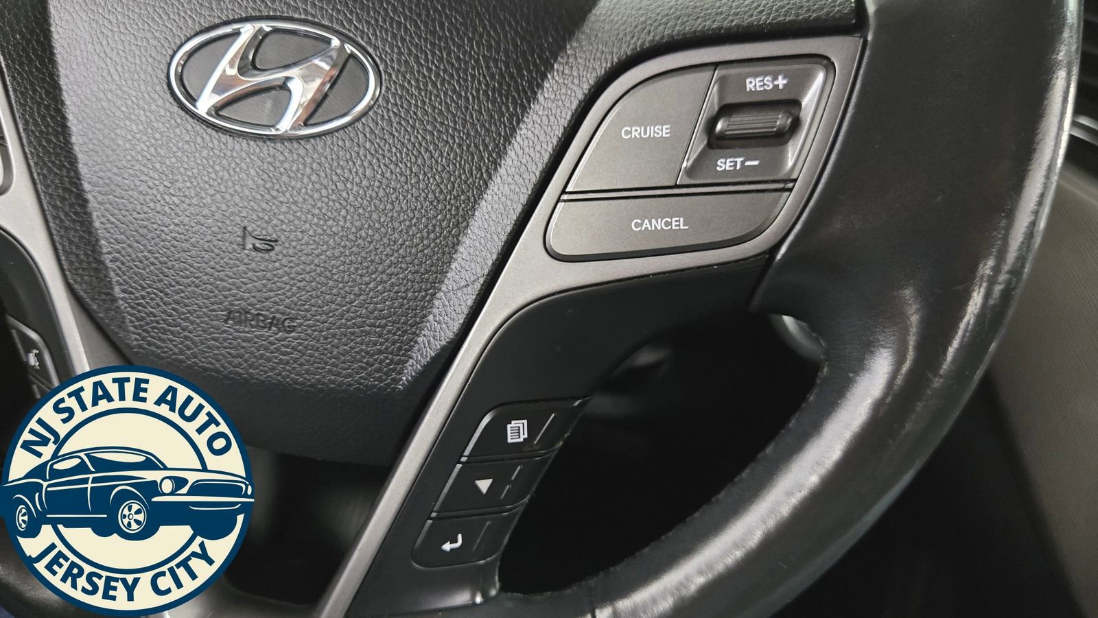 Used 2019 Hyundai Santa Fe XL AWD/4WD image 14