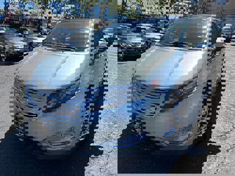 Used 2012 Chevrolet Volt Premium w/ Premium Trim Package FWD image 1