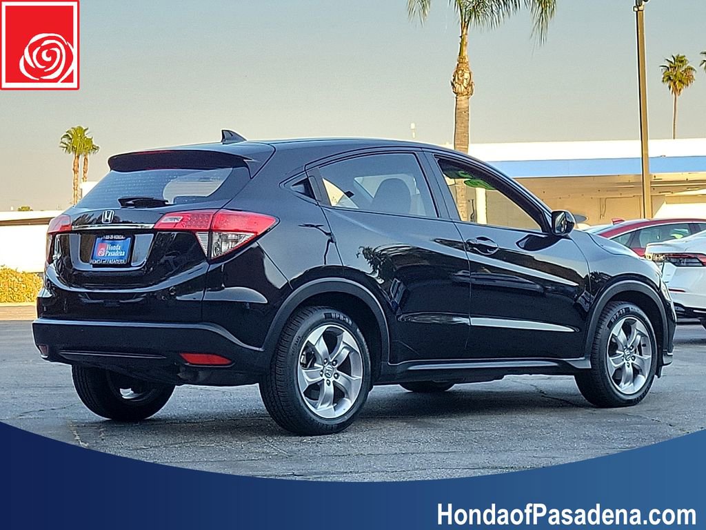 Used 2019 Honda HR-V LX image 2