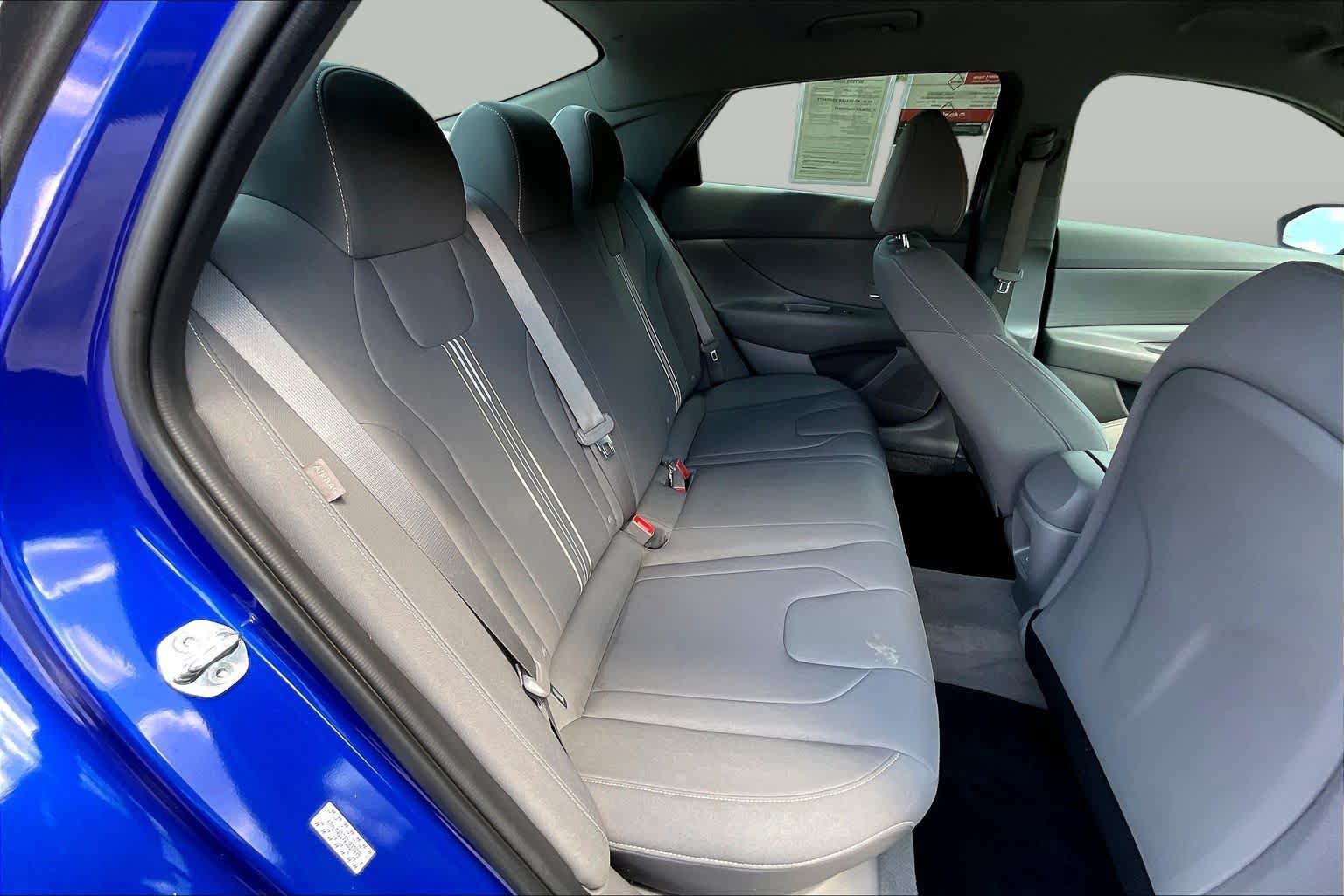 Used 2024 Hyundai Elantra SEL FWD image 20