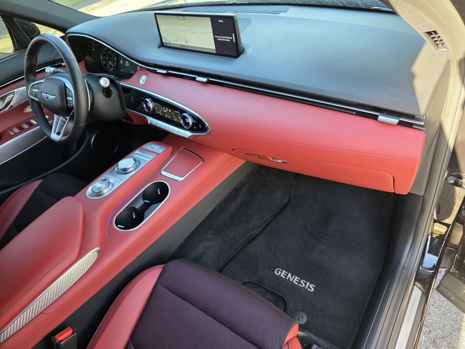 Used 2024 Genesis GV70 3.5T Sport image 22