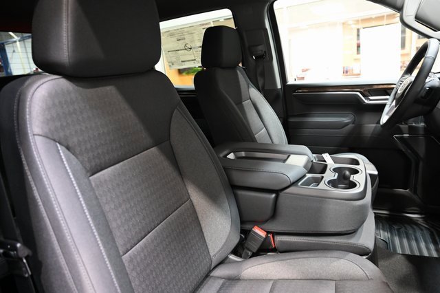 New 2026 GMC Sierra 1500 Elevation image 11