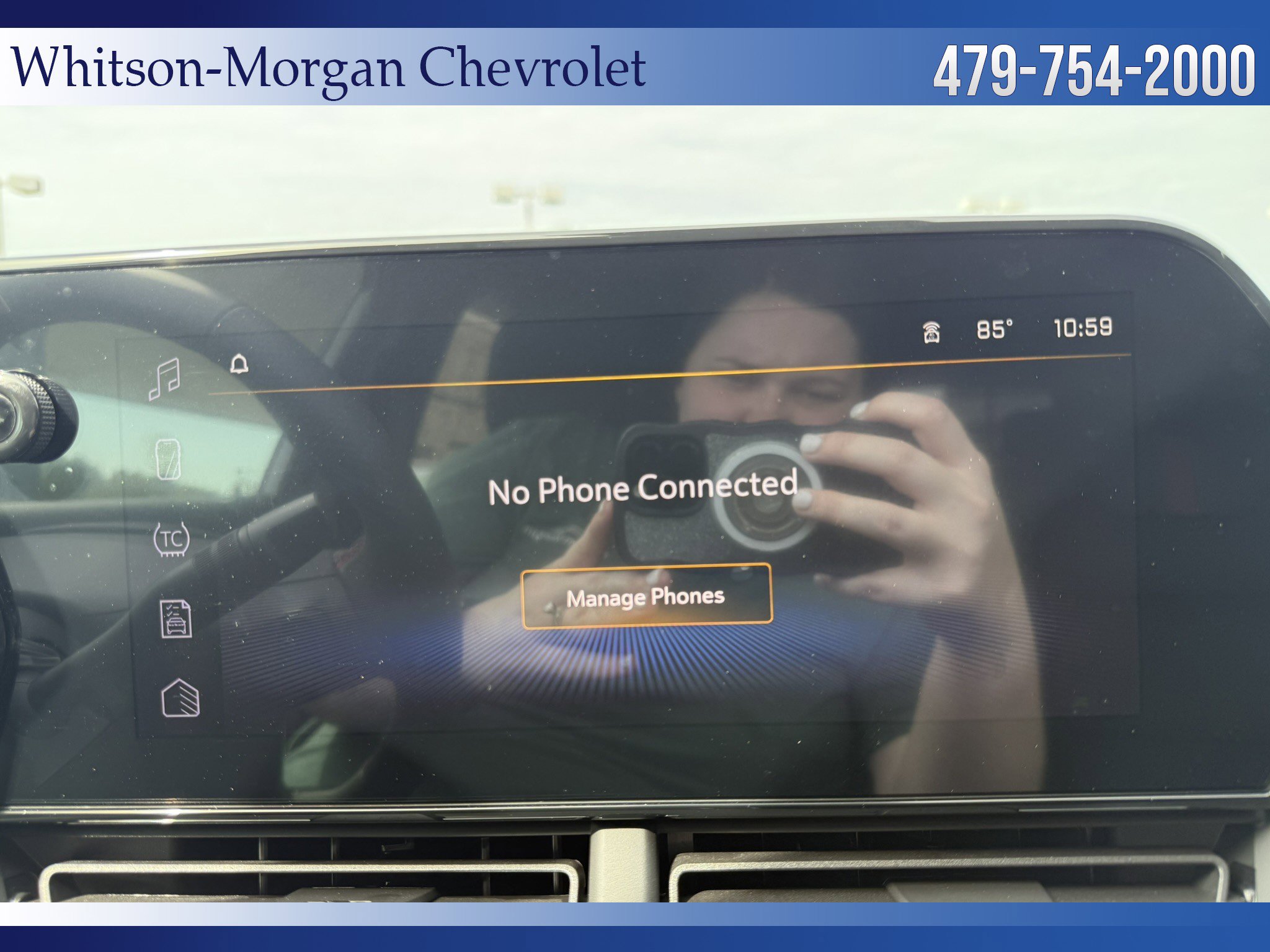 New 2025 Chevrolet Trax RS w/ Sunroof Package image 24