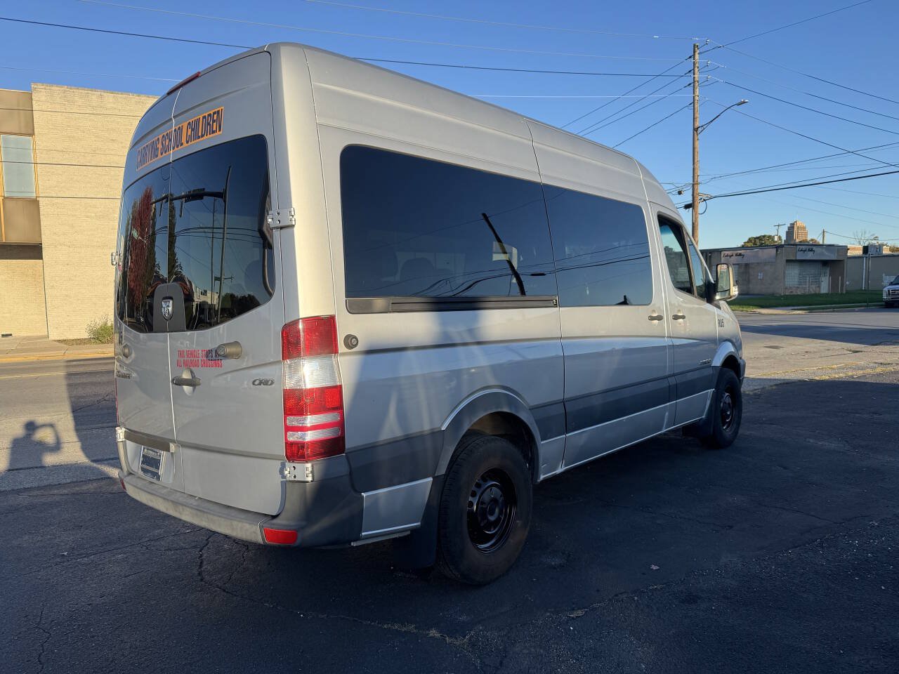 Used 2007 Dodge Sprinter 2500 w/ Cooling Group RWD image 5