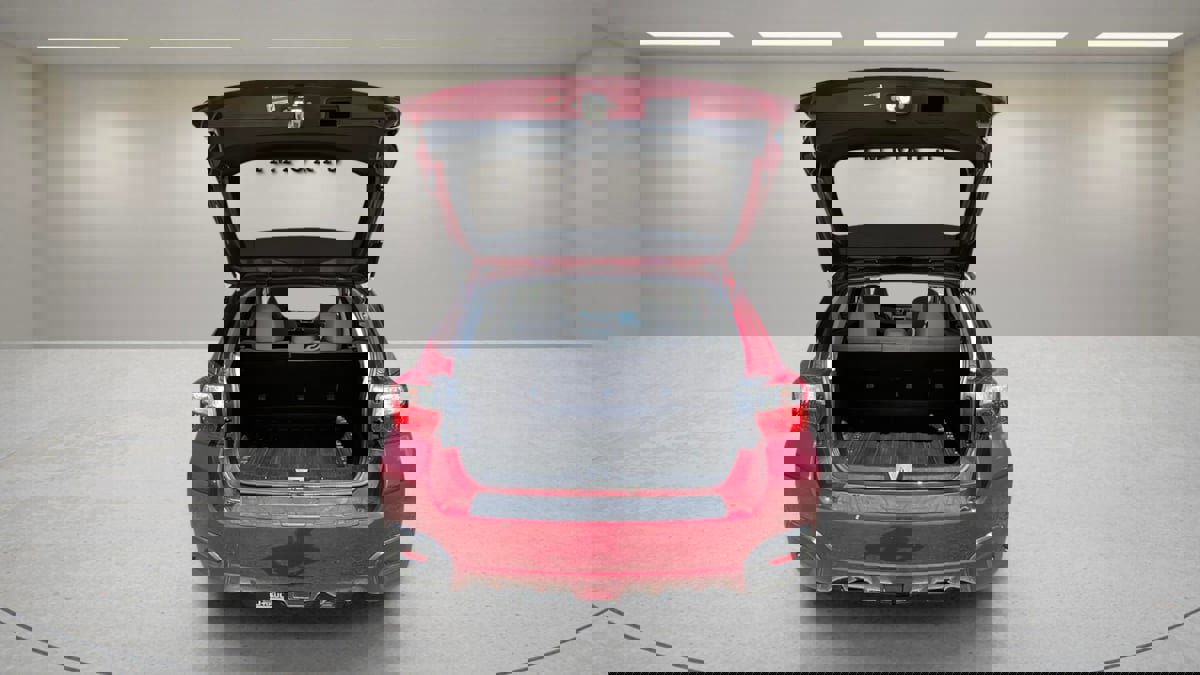 Used 2017 Subaru Crosstrek 2.0i Premium image 16