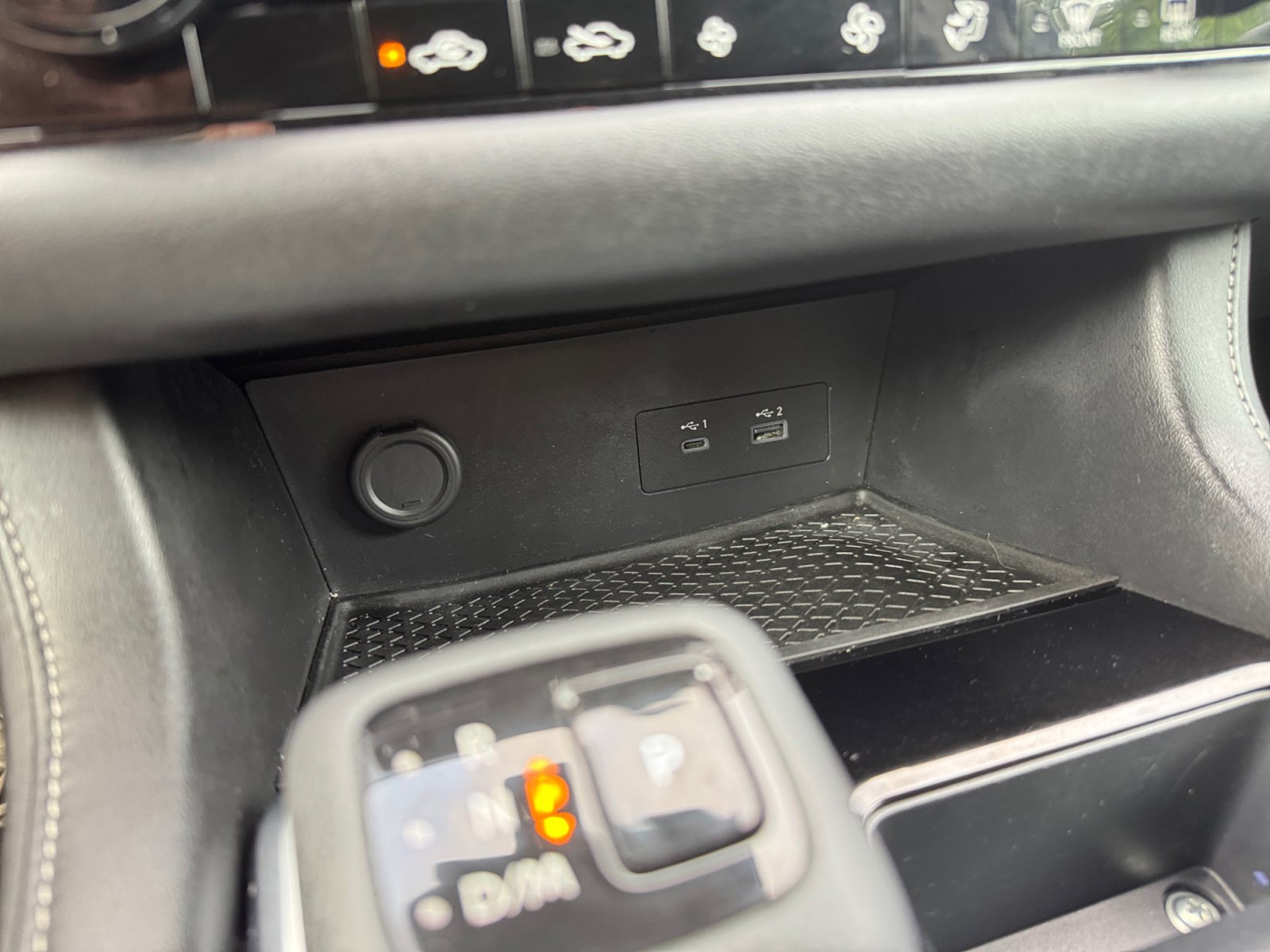 Used 2024 Nissan Pathfinder SV FWD image 22