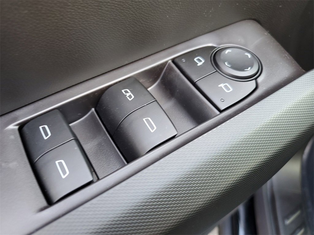 New 2026 GMC Canyon Elevation w/ Convenience Package image 14