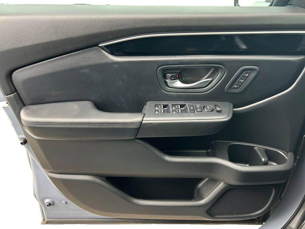 Used 2023 Honda Pilot Touring image 17