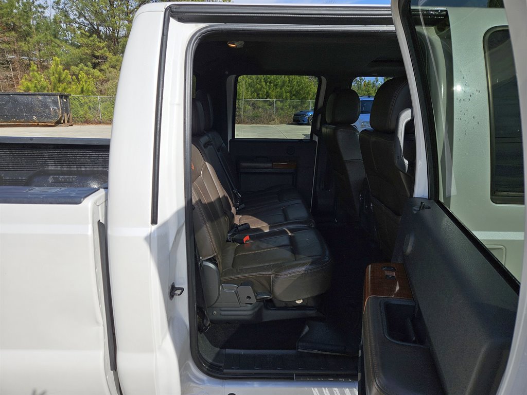 Used 2016 Ford F250 King Ranch w/ King Ranch w/Chrome Package image 9