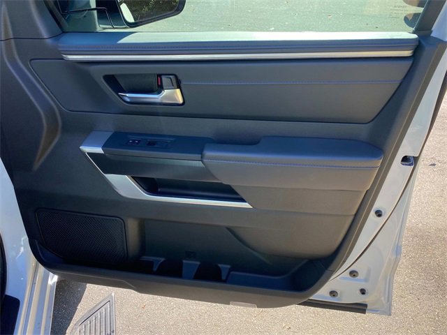 Used 2025 Toyota Sequoia Platinum image 38