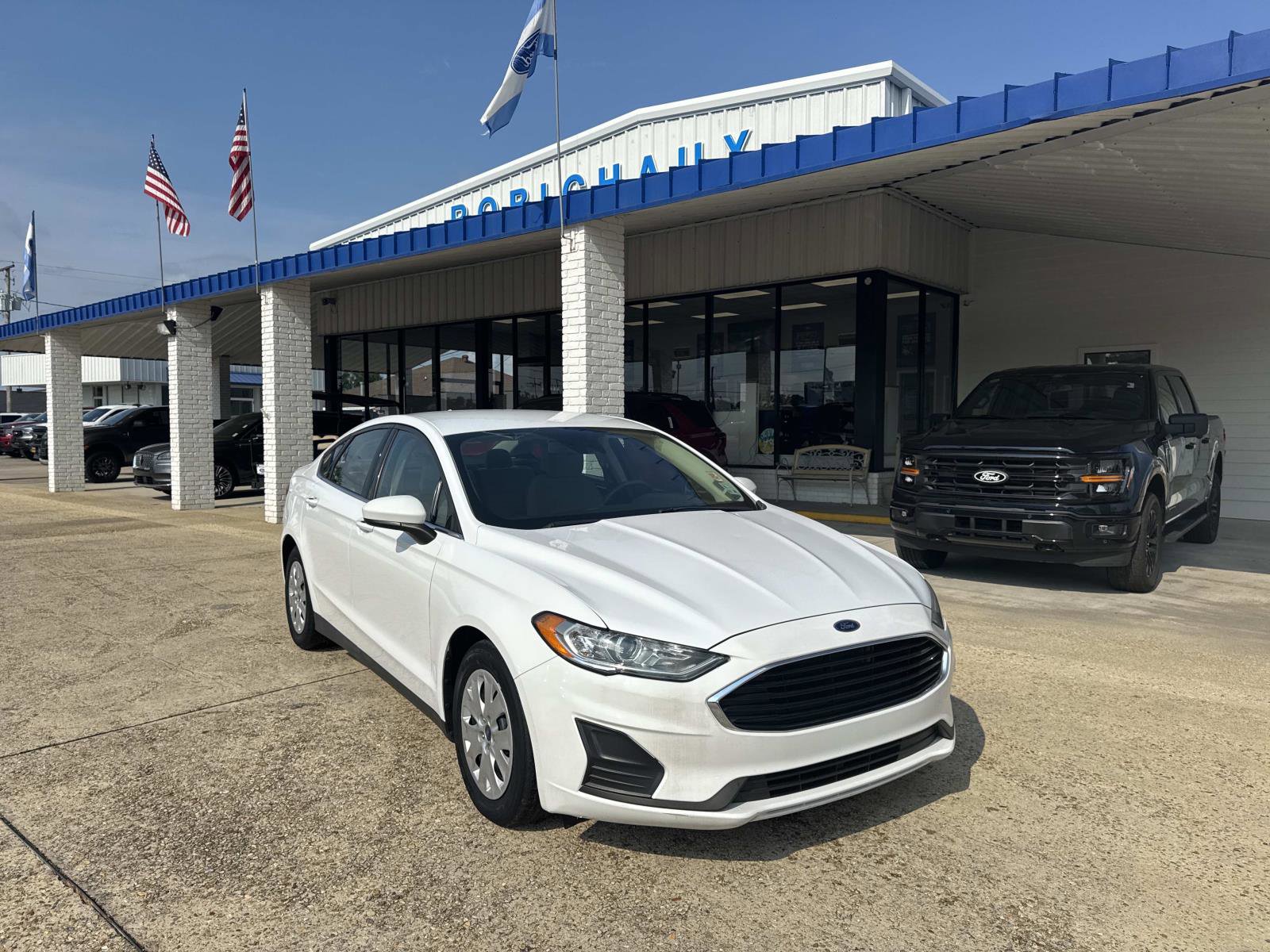 Used 2020 Ford Fusion S image 1