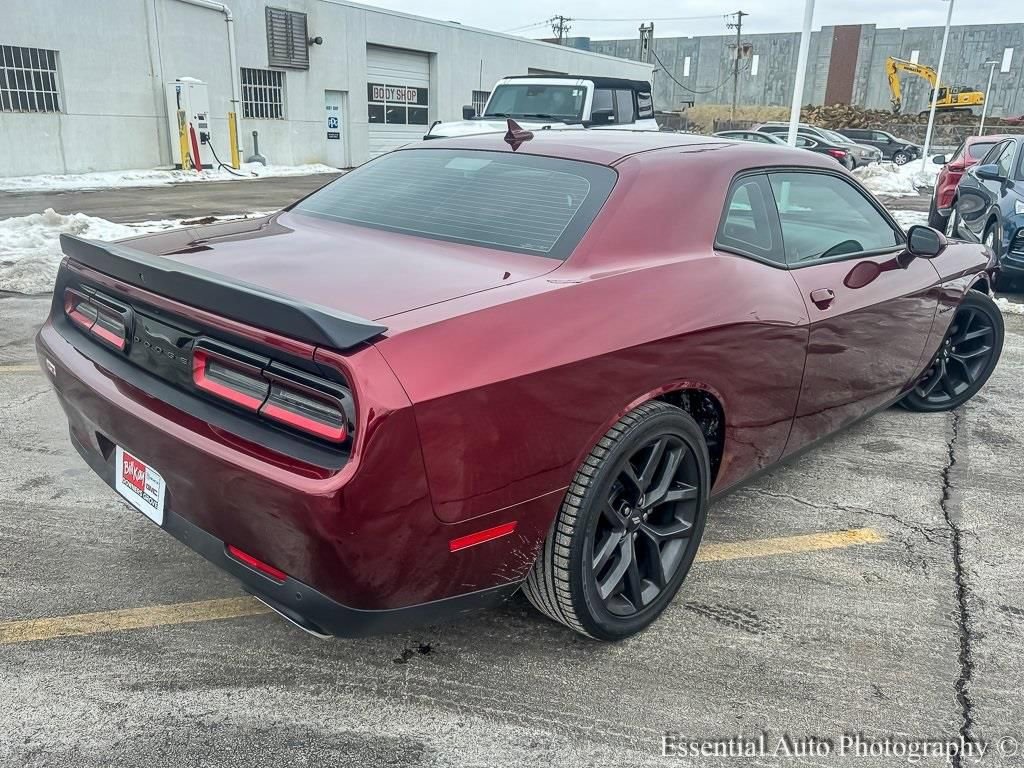 Used 2022 Dodge Challenger R/T w/ Plus Package image 8
