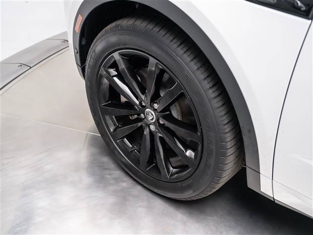 New 2024 Jaguar E-PACE R-Dynamic SE AWD/4WD image 13
