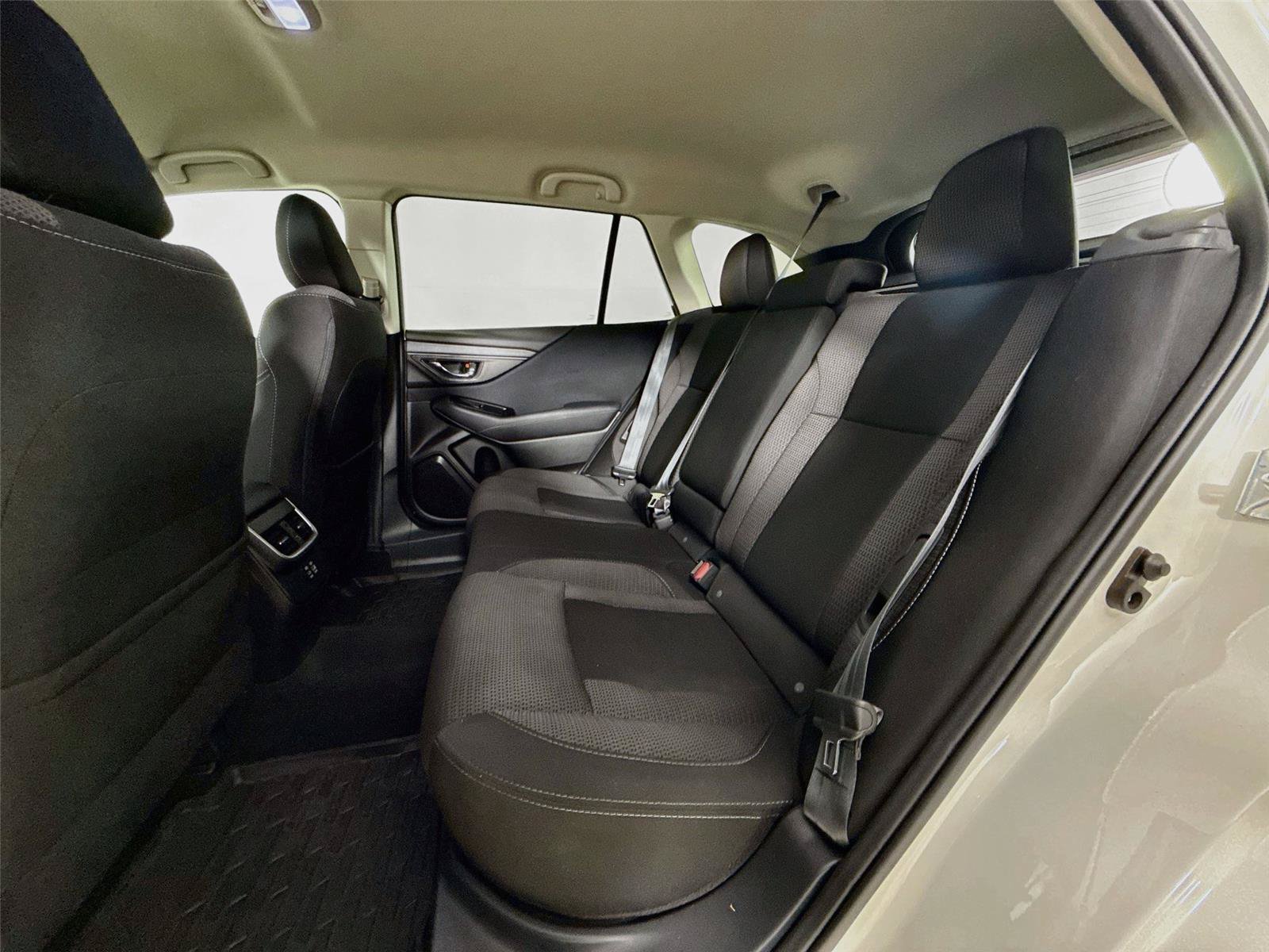 Used 2023 Subaru Outback Premium AWD/4WD image 24