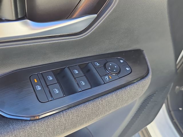 New 2026 Nissan Kicks SV w/ SV Premium Package FWD image 21