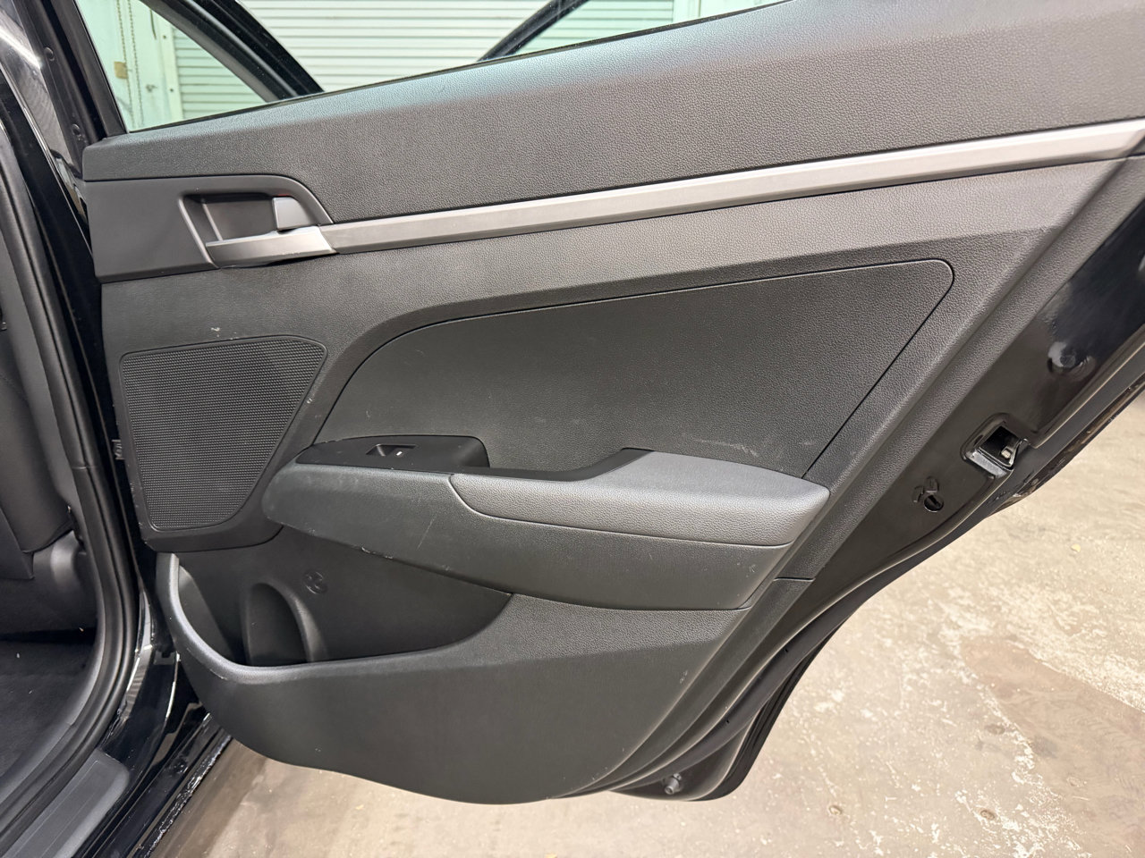 Used 2019 Hyundai Elantra SE w/ Cargo Package image 31