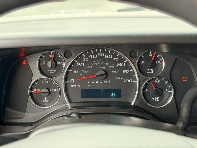 Used 2017 Chevrolet Express 2500 image 7