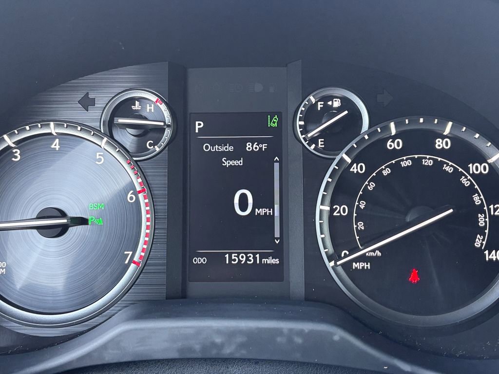 Used 2023 Lexus GX 460 Premium w/ Premium Package AWD/4WD image 32