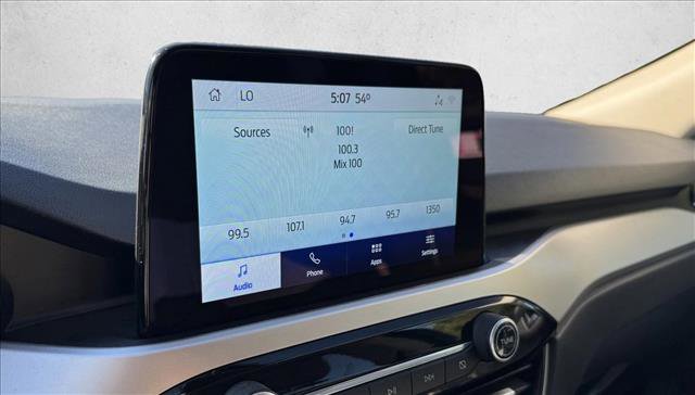 Used 2020 Ford Escape SE image 12