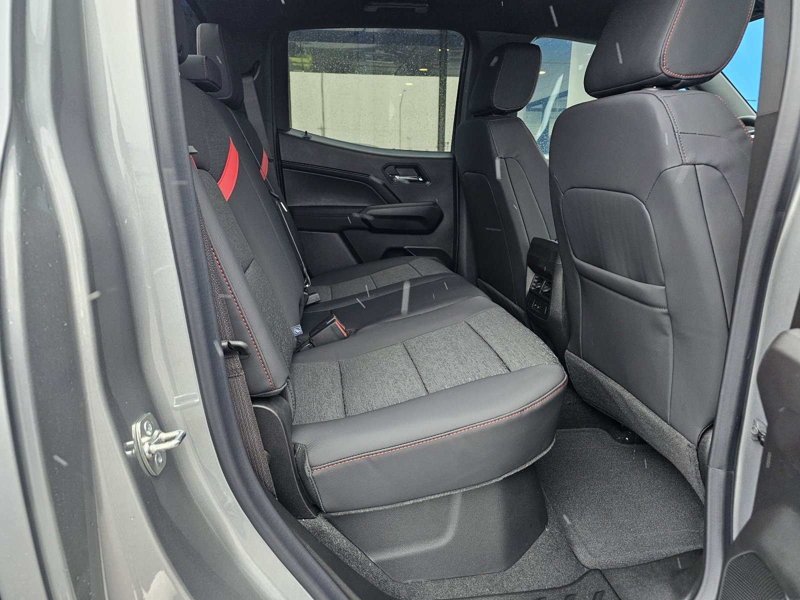 New 2026 Chevrolet Colorado Z71 image 11