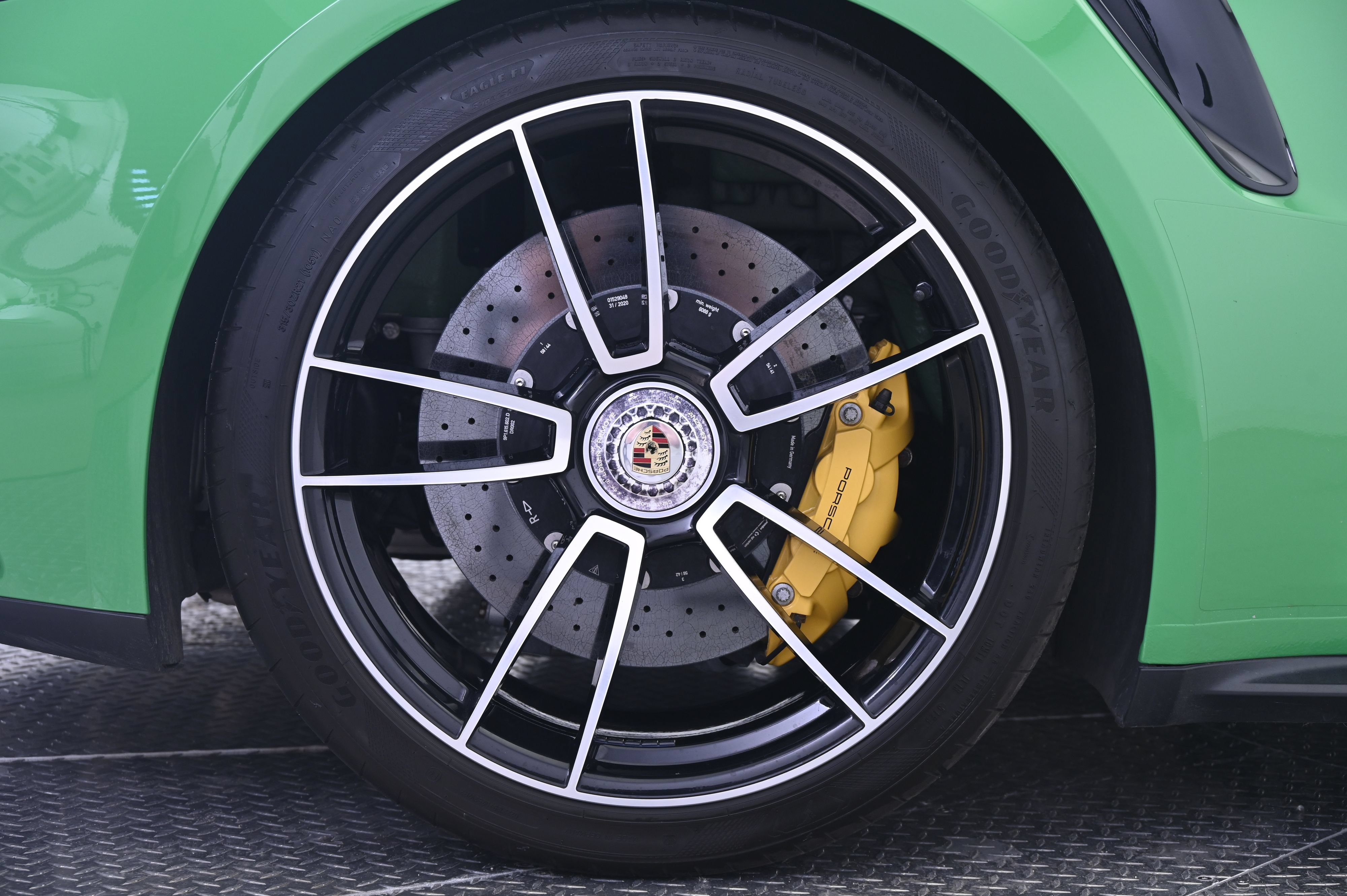 Certified 2021 Porsche 911 Turbo S AWD/4WD image 16