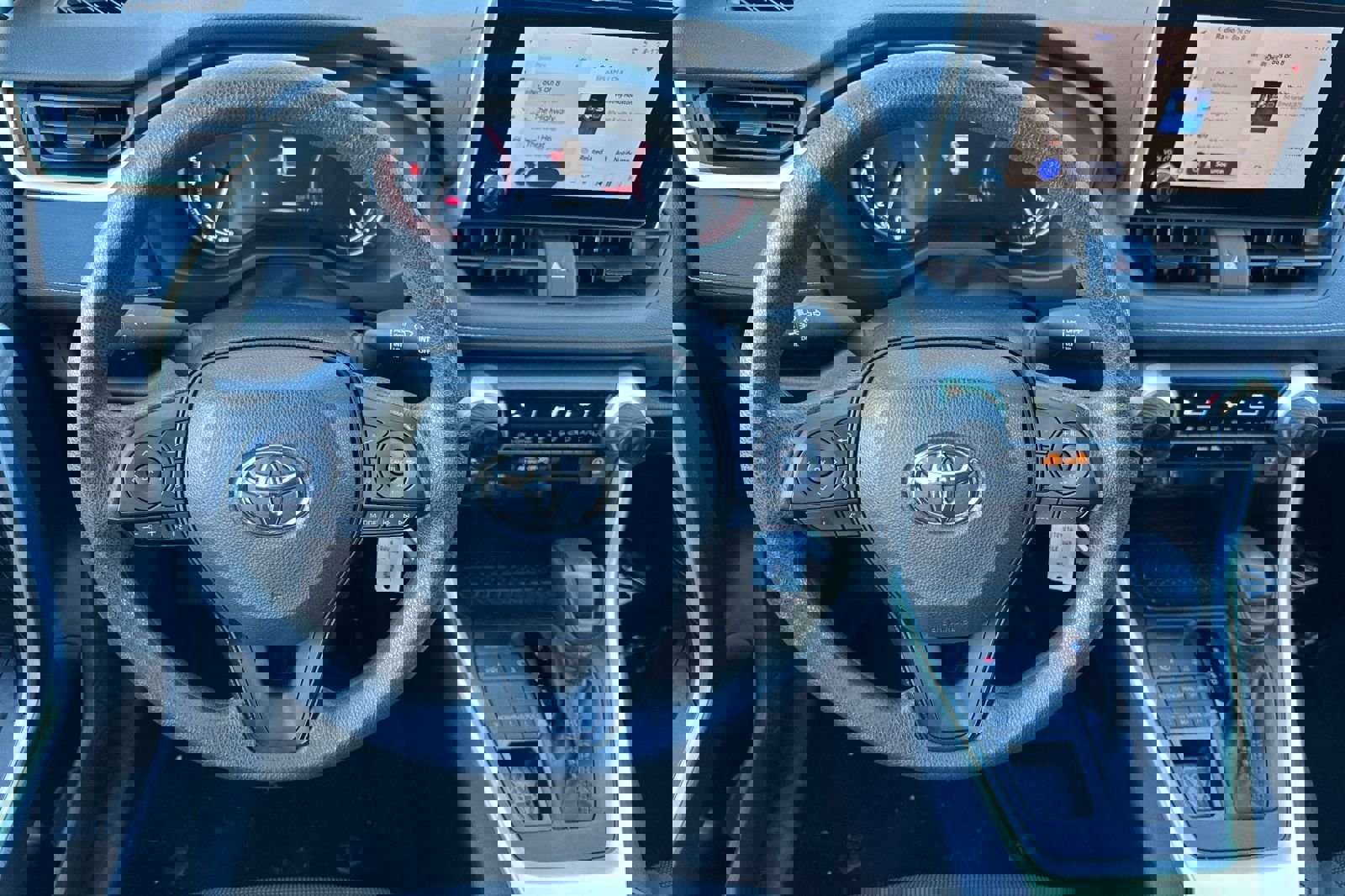 Used 2024 Toyota RAV4 LE image 16