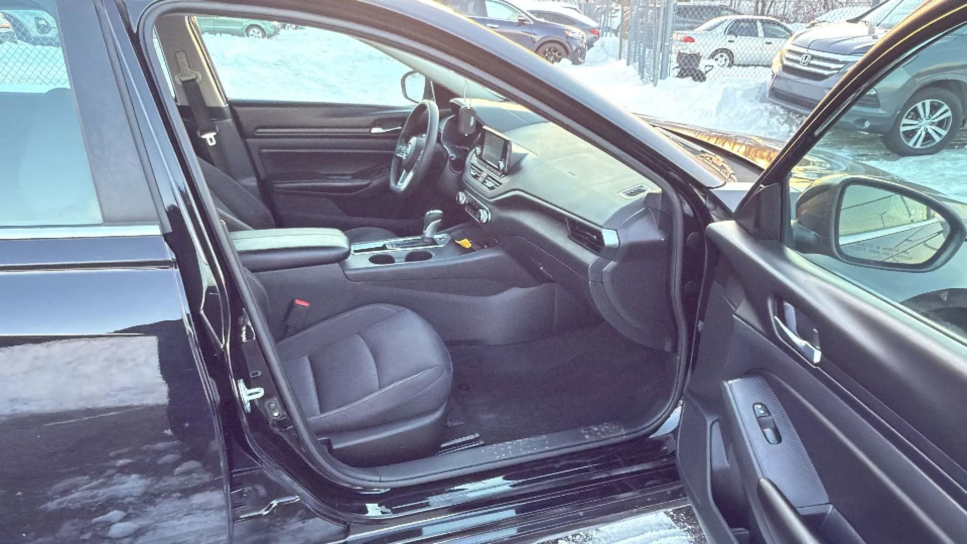 Used 2021 Nissan Altima 2.5 S FWD image 24
