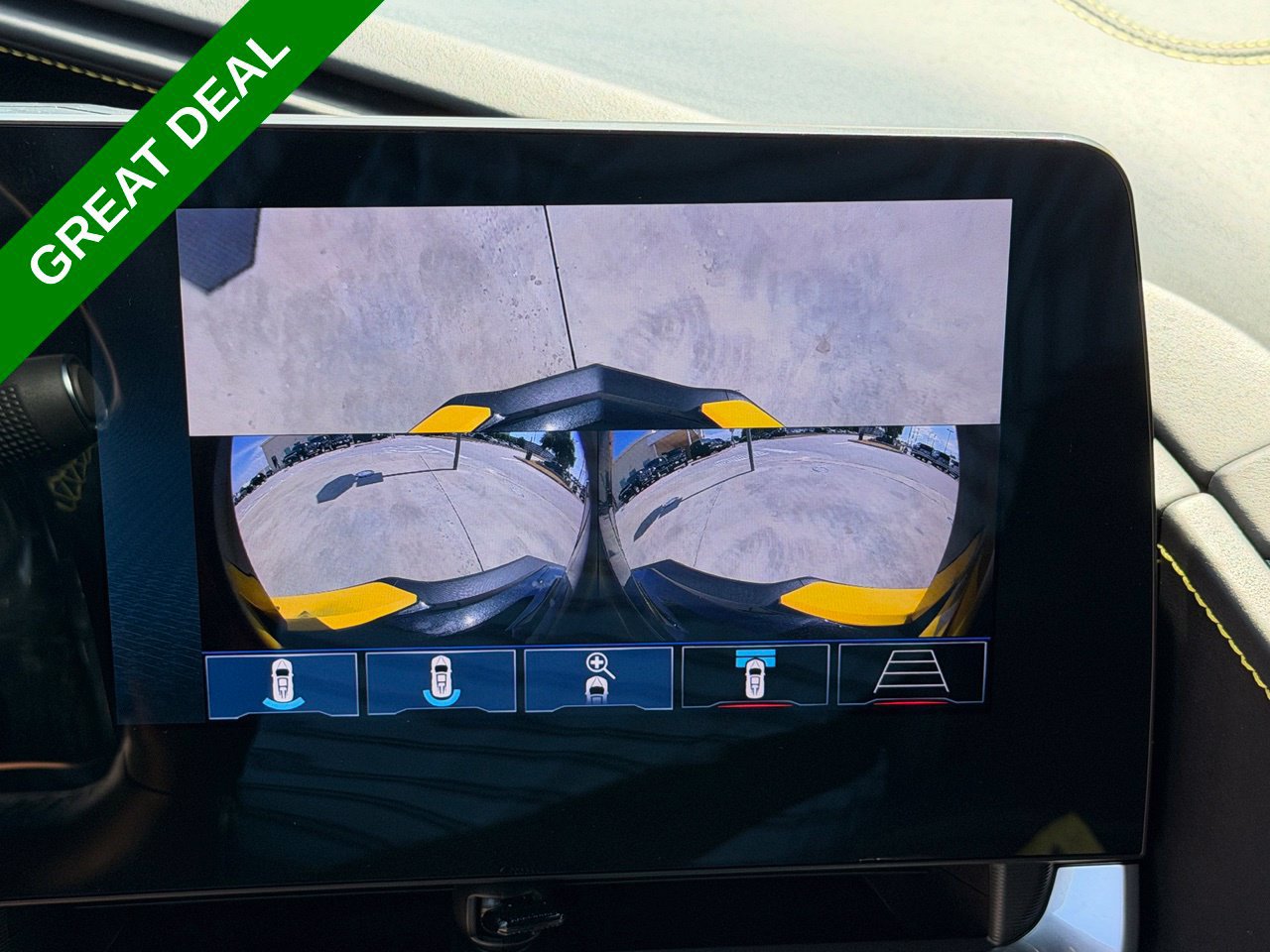 Used 2025 Chevrolet Corvette Stingray Premium Cpe w/ Z51 Performance Package RWD image 25