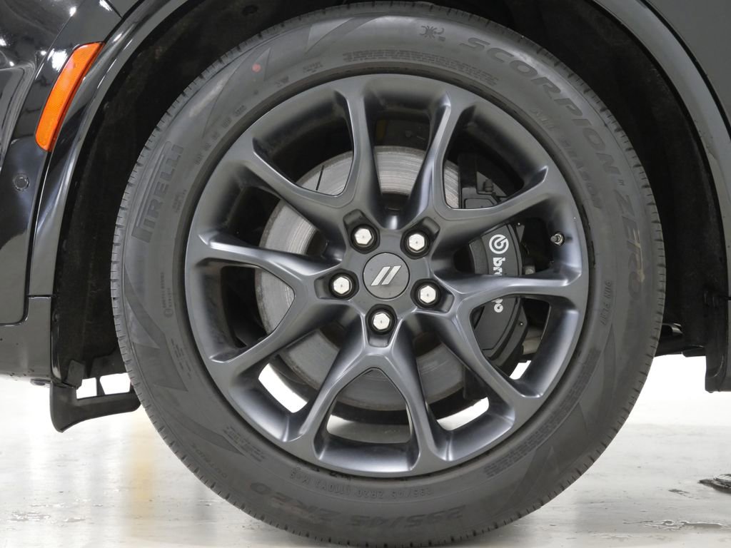 Used 2022 Dodge Durango R/T w/ Tow 'N Go Package AWD/4WD image 10