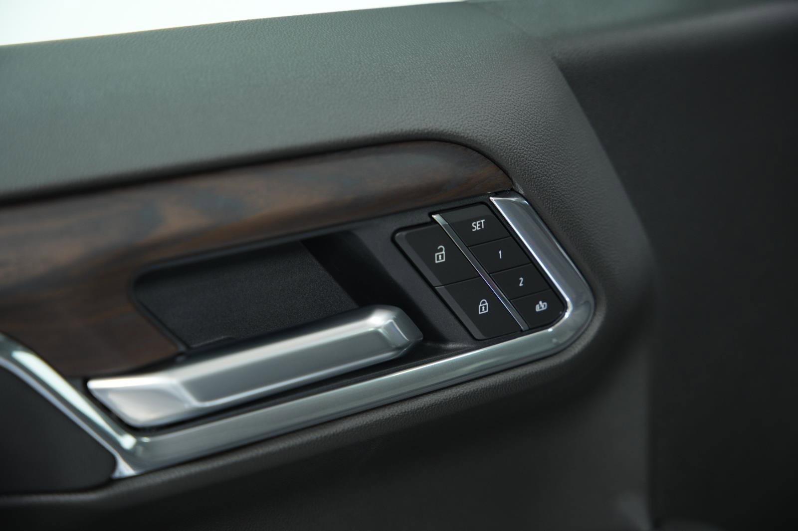 New 2026 GMC Sierra 1500 SLT w/ SLT Premium Plus Package image 23