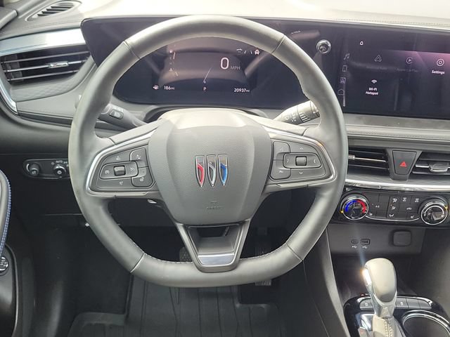 Used 2025 Buick Encore GX Sport Touring w/ Advanced Technology Package FWD image 9