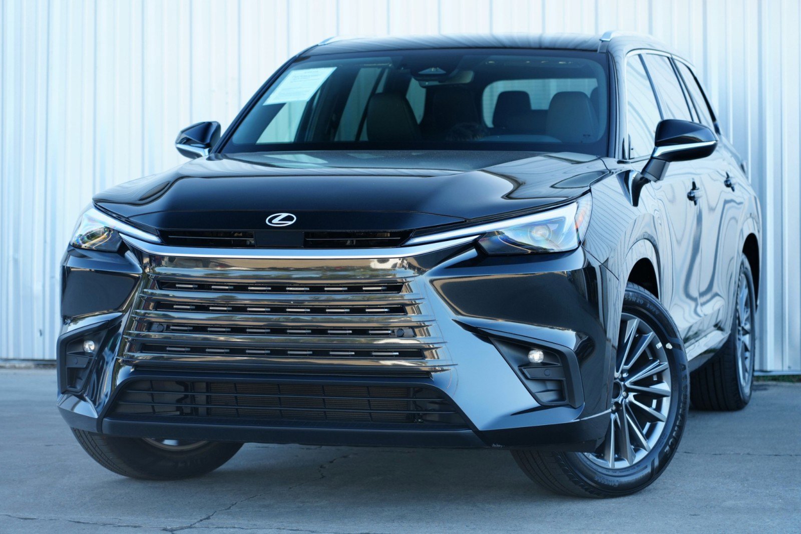 Used 2025 Lexus TX 350 FWD image 3