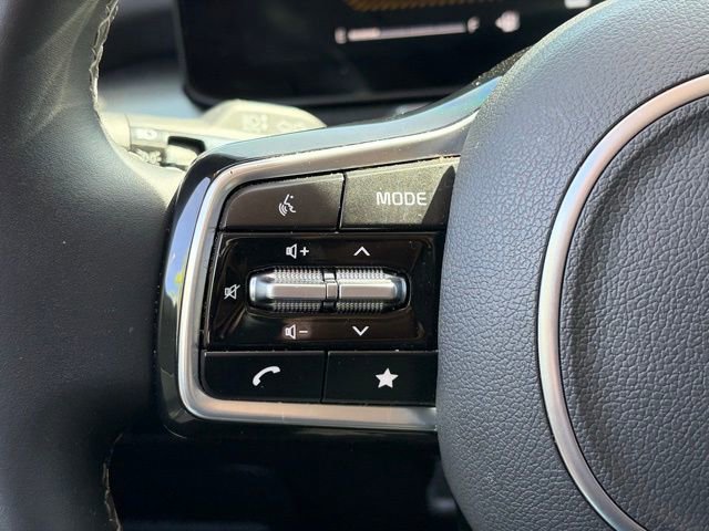 Used 2025 Kia Sorento EX image 21