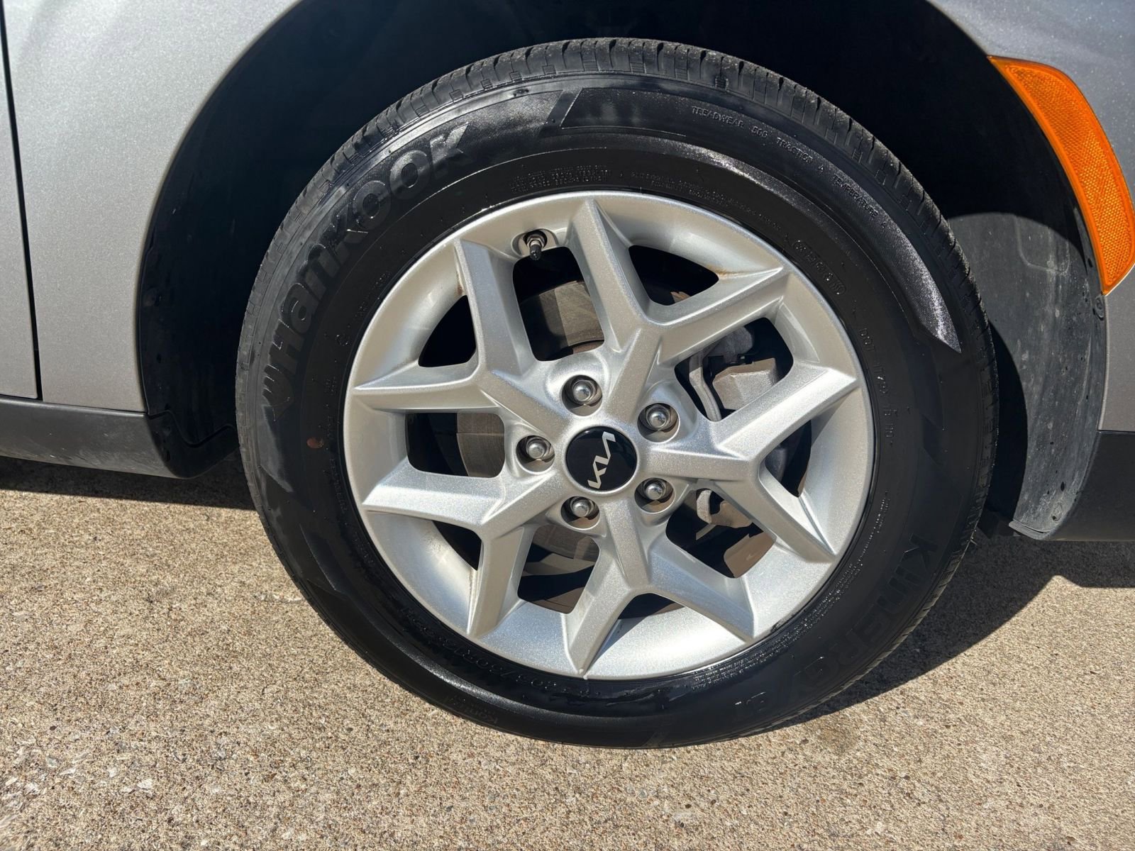 Used 2025 Kia Soul LX w/ LX Technology Package image 28