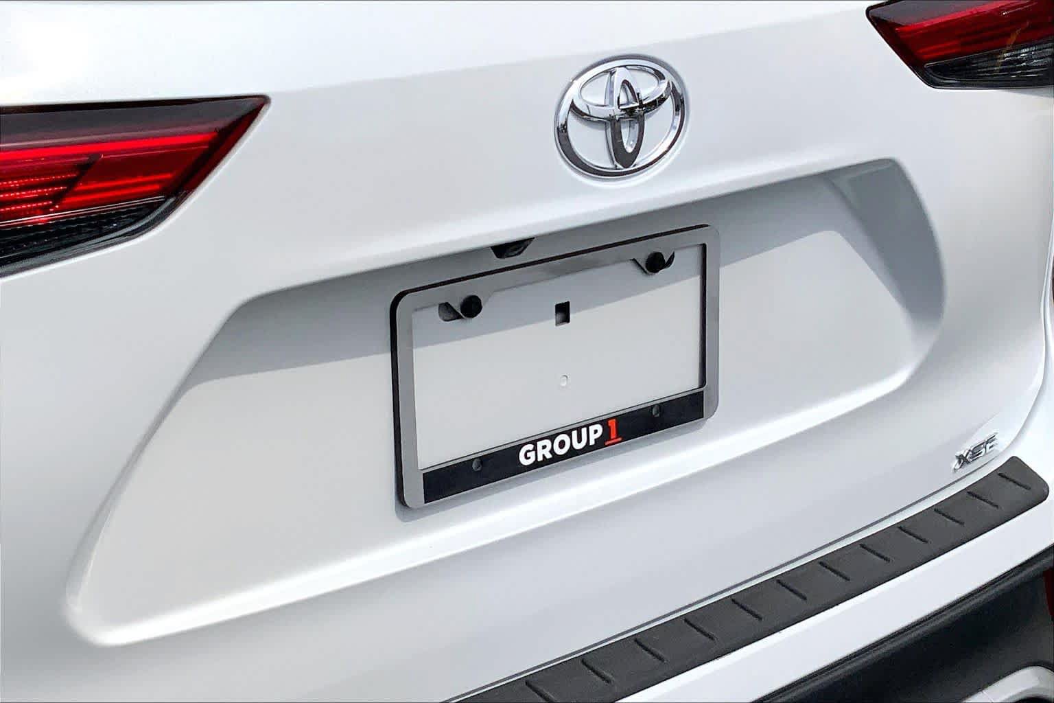Used 2023 Toyota Highlander XSE FWD image 31