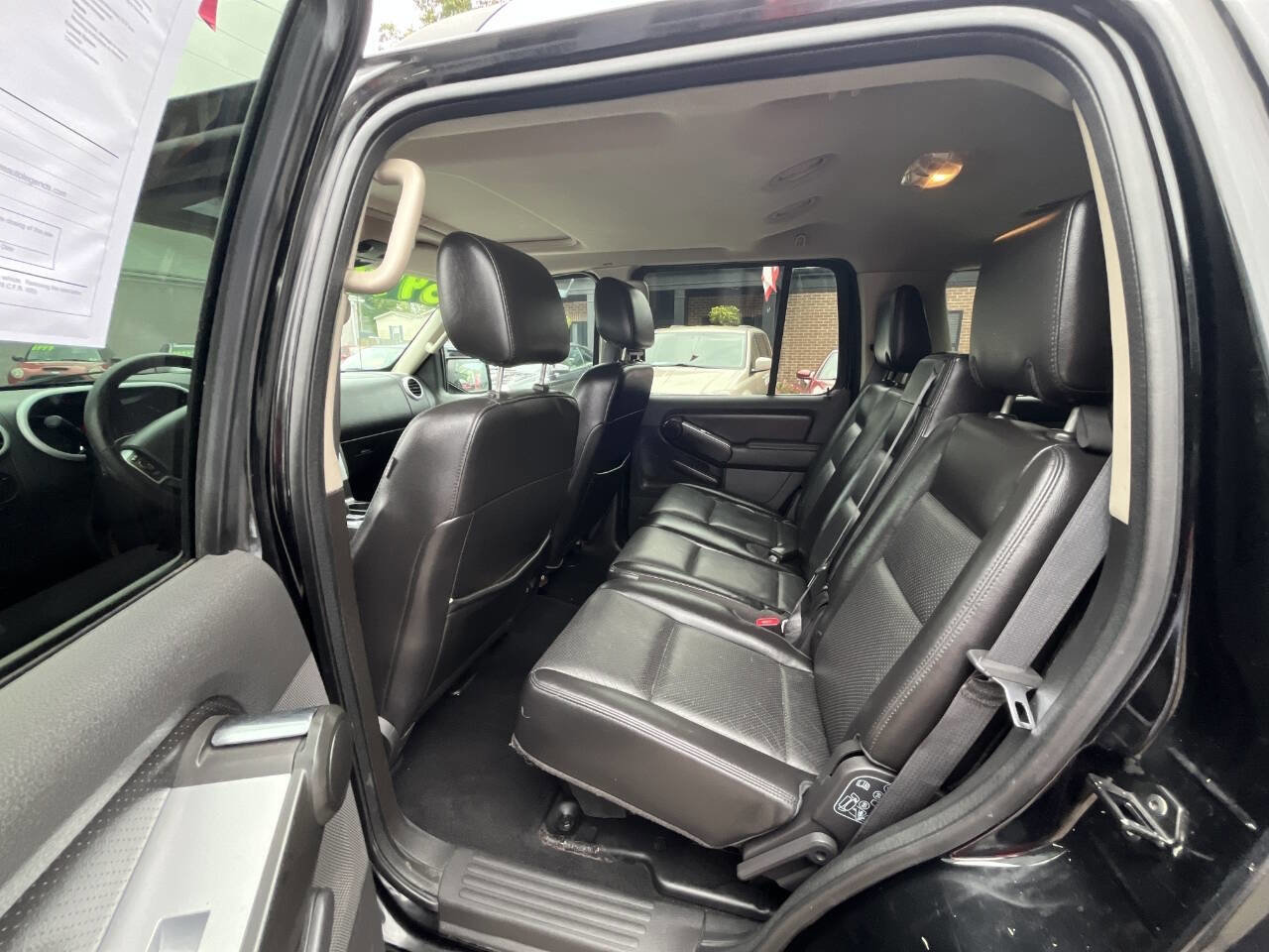 Used 2007 Mercury Mountaineer Premier image 40