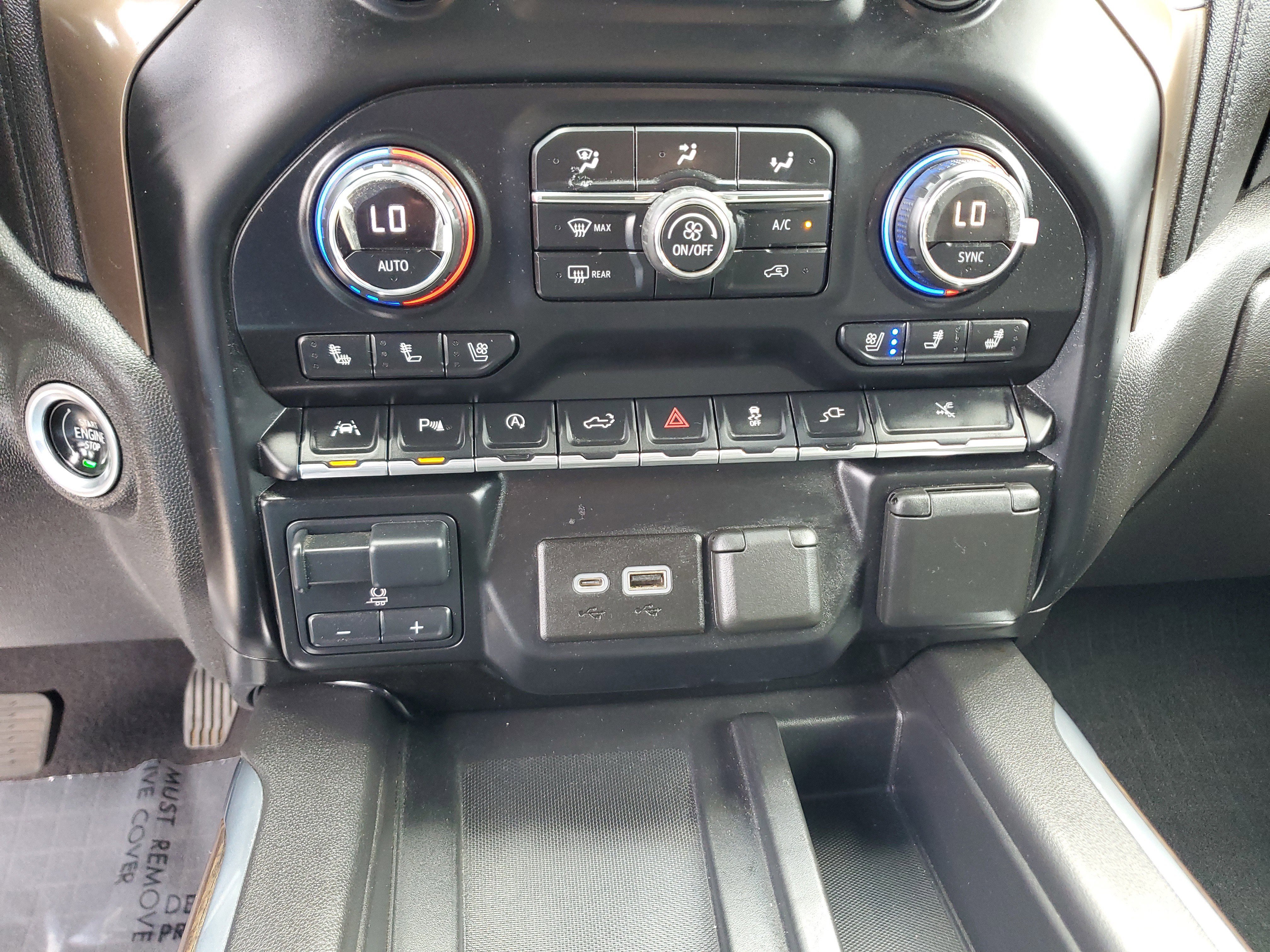 Used 2021 Chevrolet Silverado 1500 High Country AWD/4WD image 29