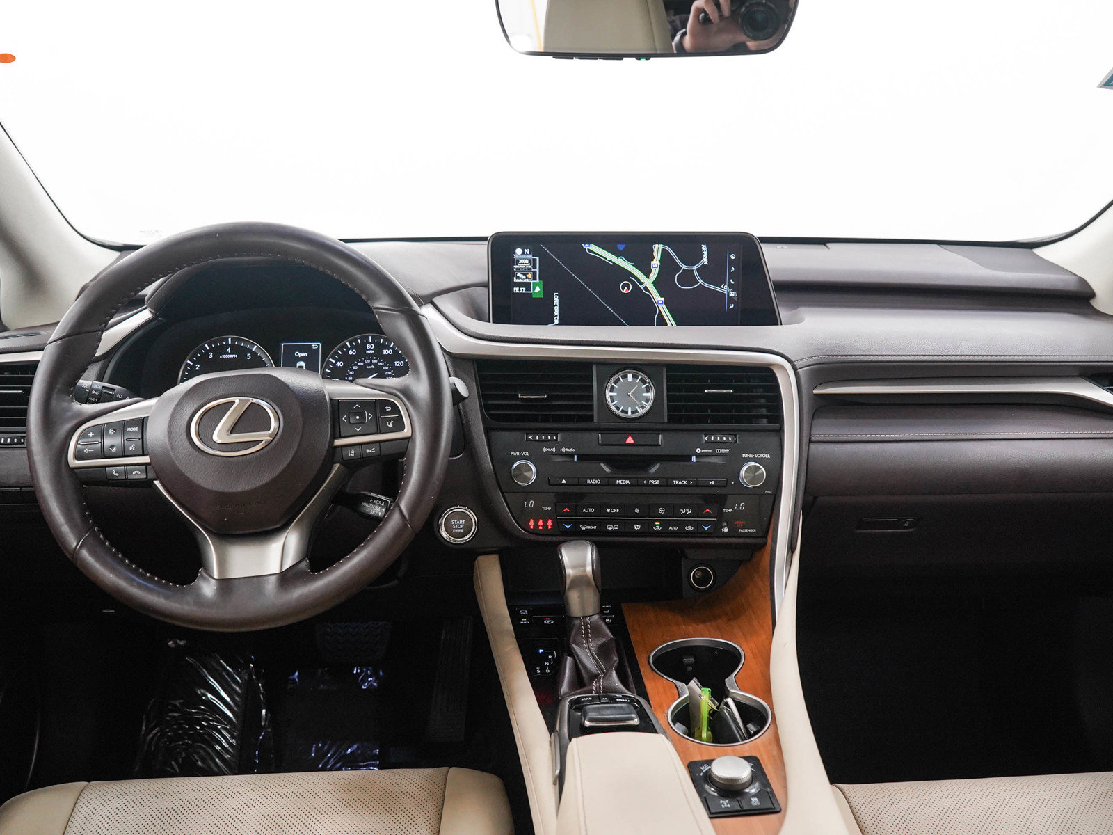 Used 2017 Lexus RX 350 AWD w/ Premium Package image 16