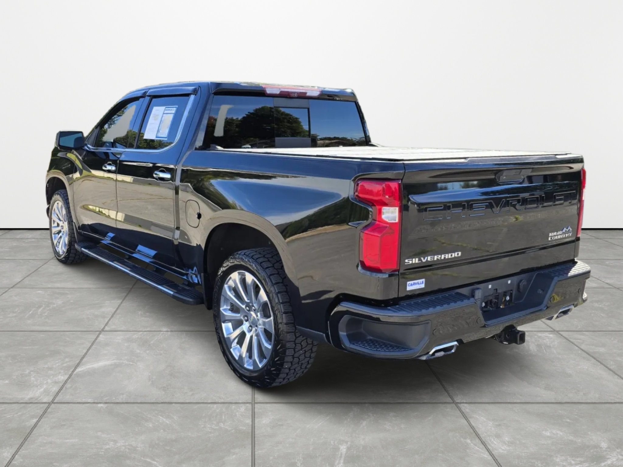 Used 2021 Chevrolet Silverado 1500 High Country w/ Technology Package AWD/4WD image 6