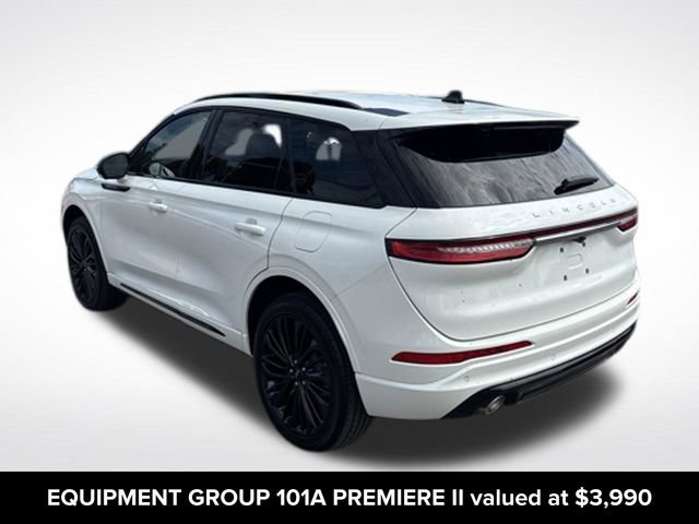 Used 2026 Lincoln Corsair Premiere AWD/4WD image 3