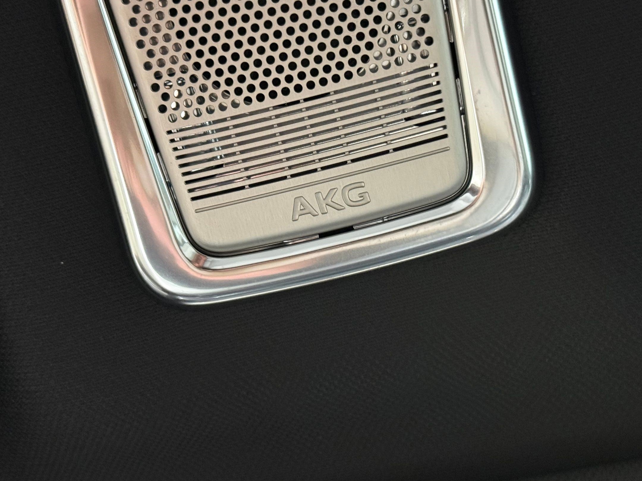 New 2026 Cadillac Vistiq Sport image 24