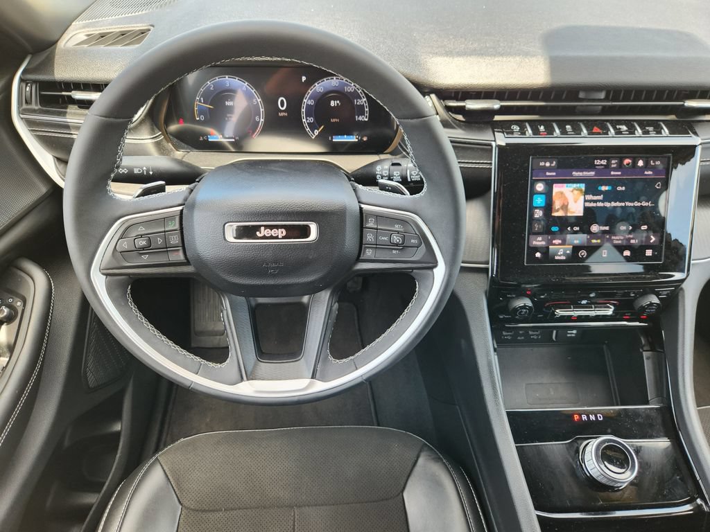 Used 2023 Jeep Grand Cherokee Altitude RWD image 26