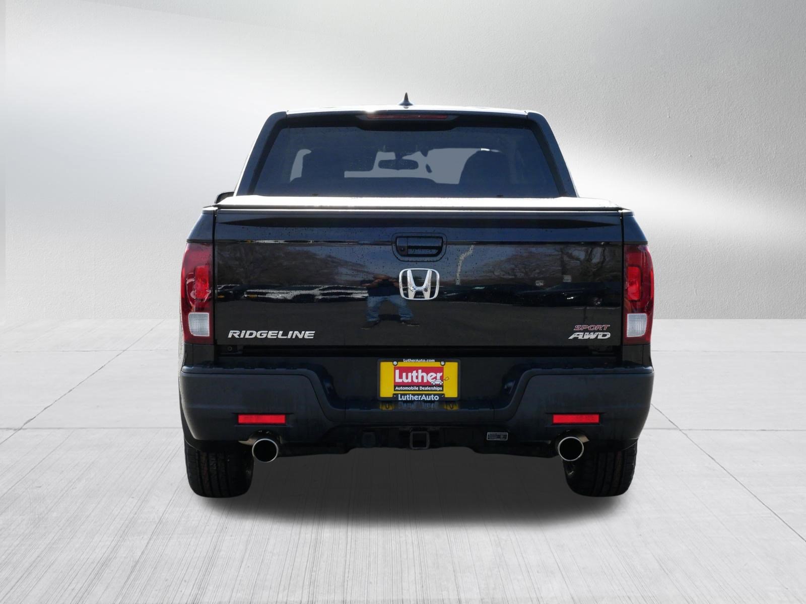 Used 2023 Honda Ridgeline Sport image 6