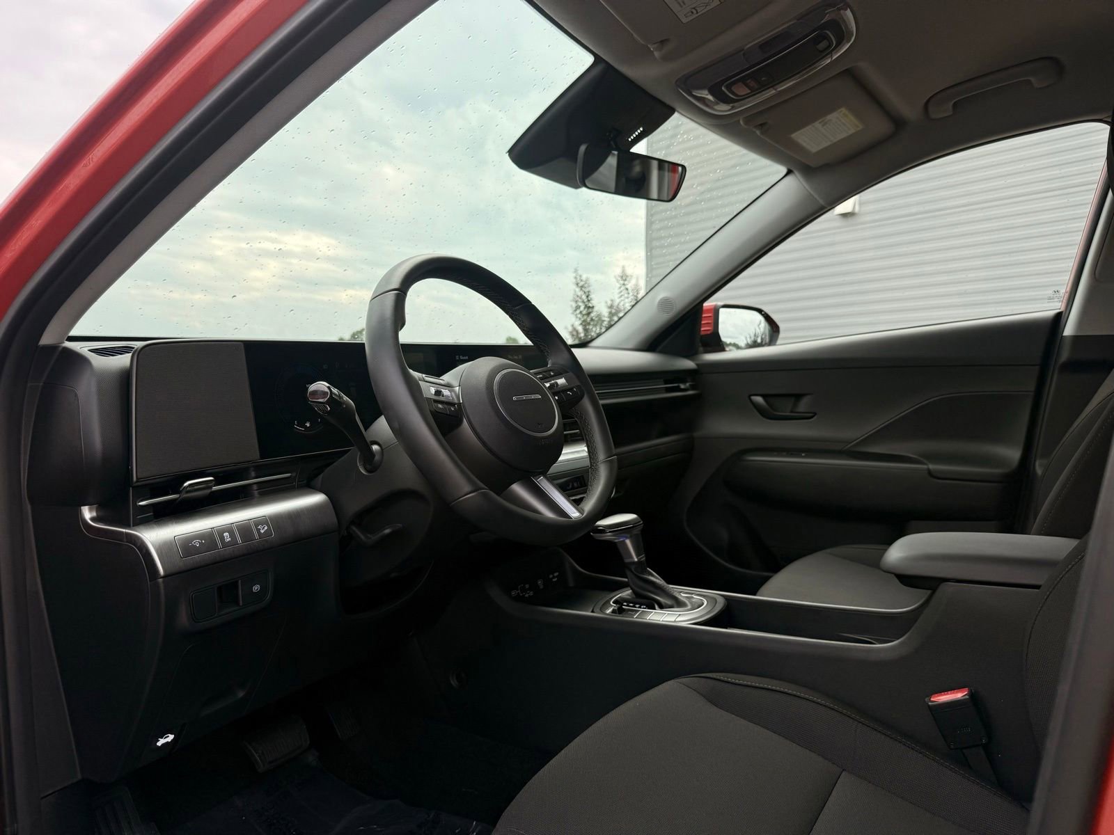 Used 2025 Hyundai Kona SEL image 12