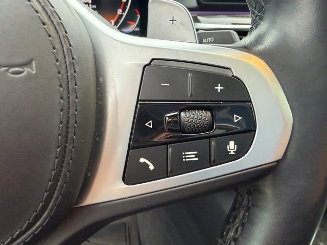 Used 2022 BMW M550i xDrive w/ Executive Package image 10