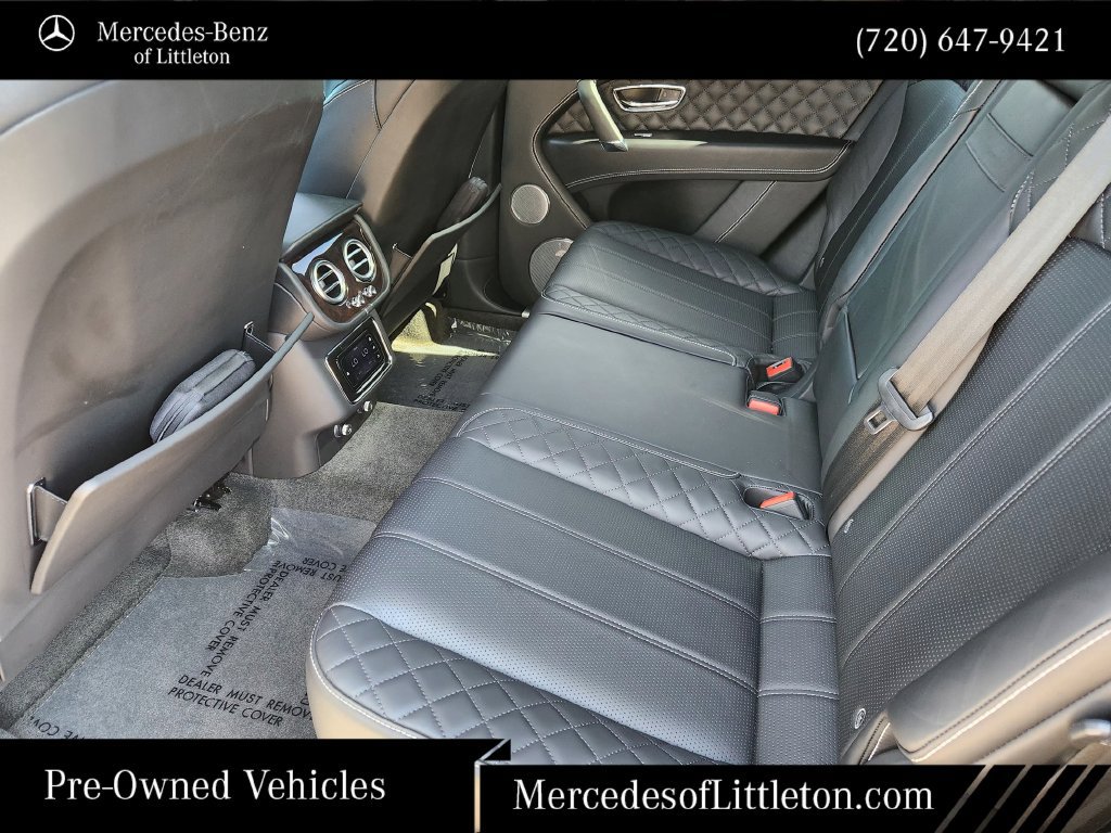 Used 2018 Bentley Bentayga AWD/4WD image 29