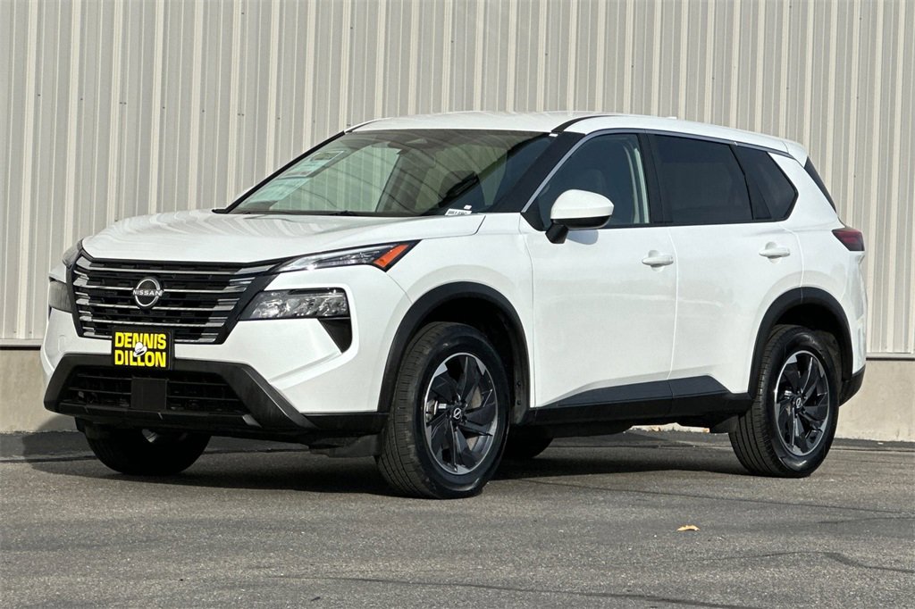 Used 2025 Nissan Rogue SV image 9