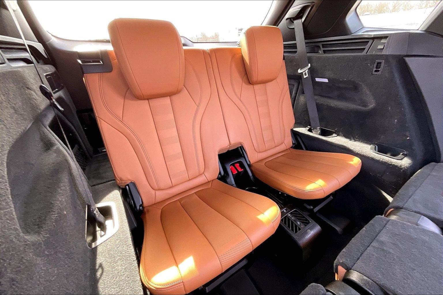 Used 2021 BMW X5 xDrive40i w/ Premium Package image 26