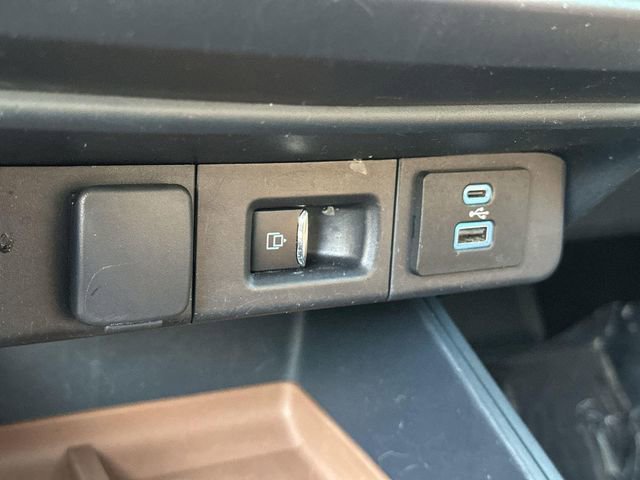 Used 2022 Ford Maverick Lariat w/ Lariat Luxury Package image 36