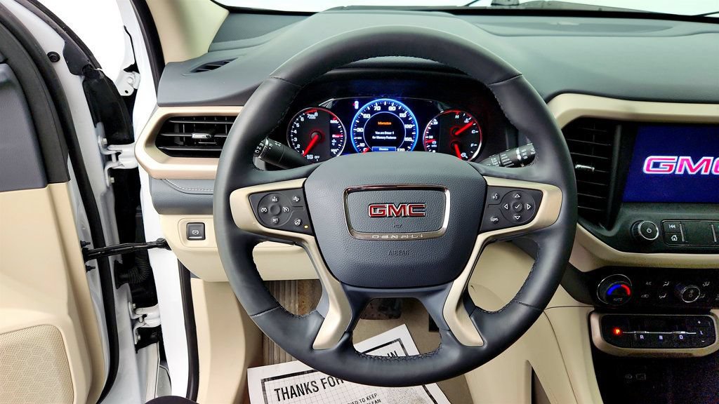 Used 2023 GMC Acadia Denali AWD/4WD image 13